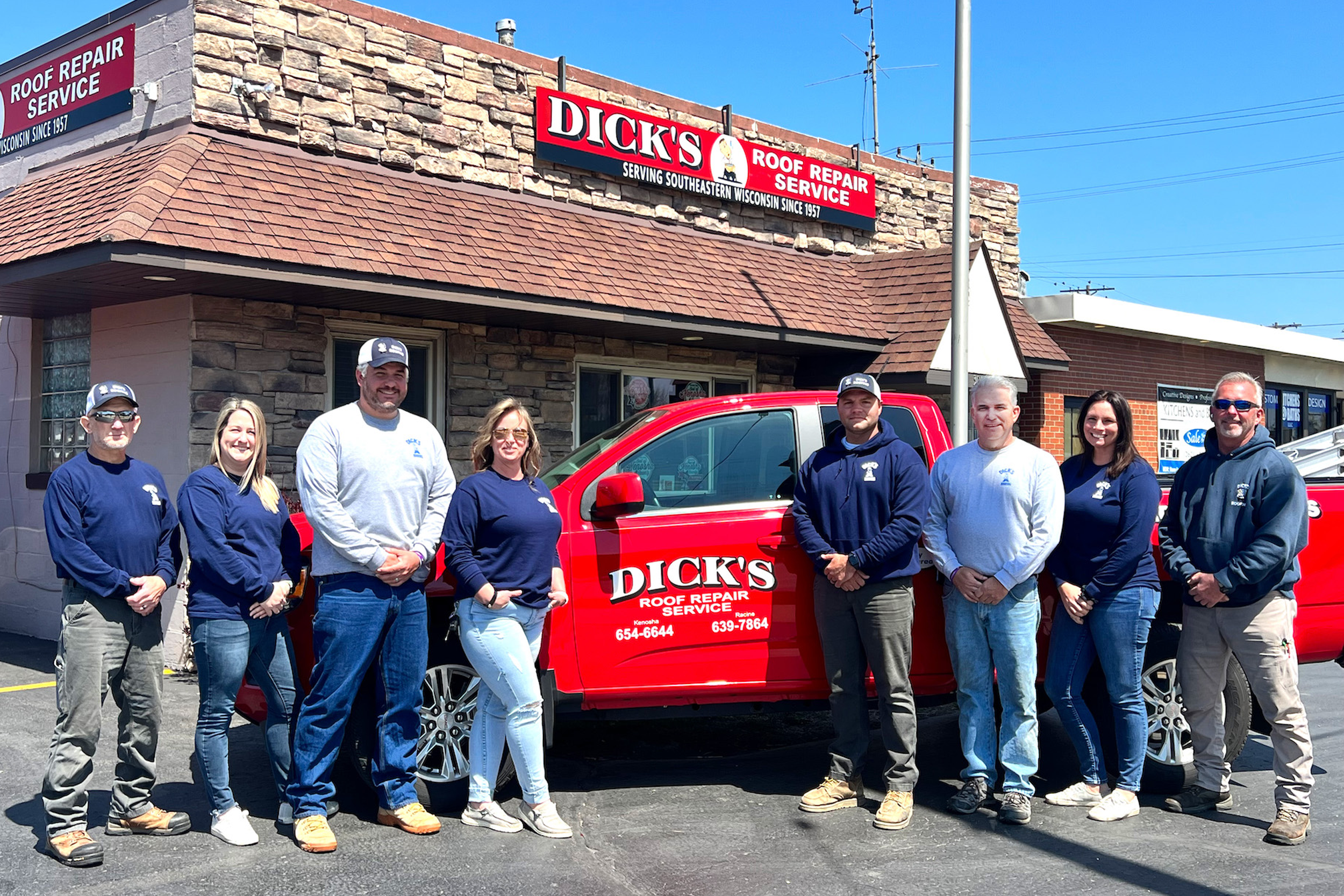 Nominate a Kenosha Volunteer to Receive a FREE Roof from Dick’s Roofing by May 31, 2023!