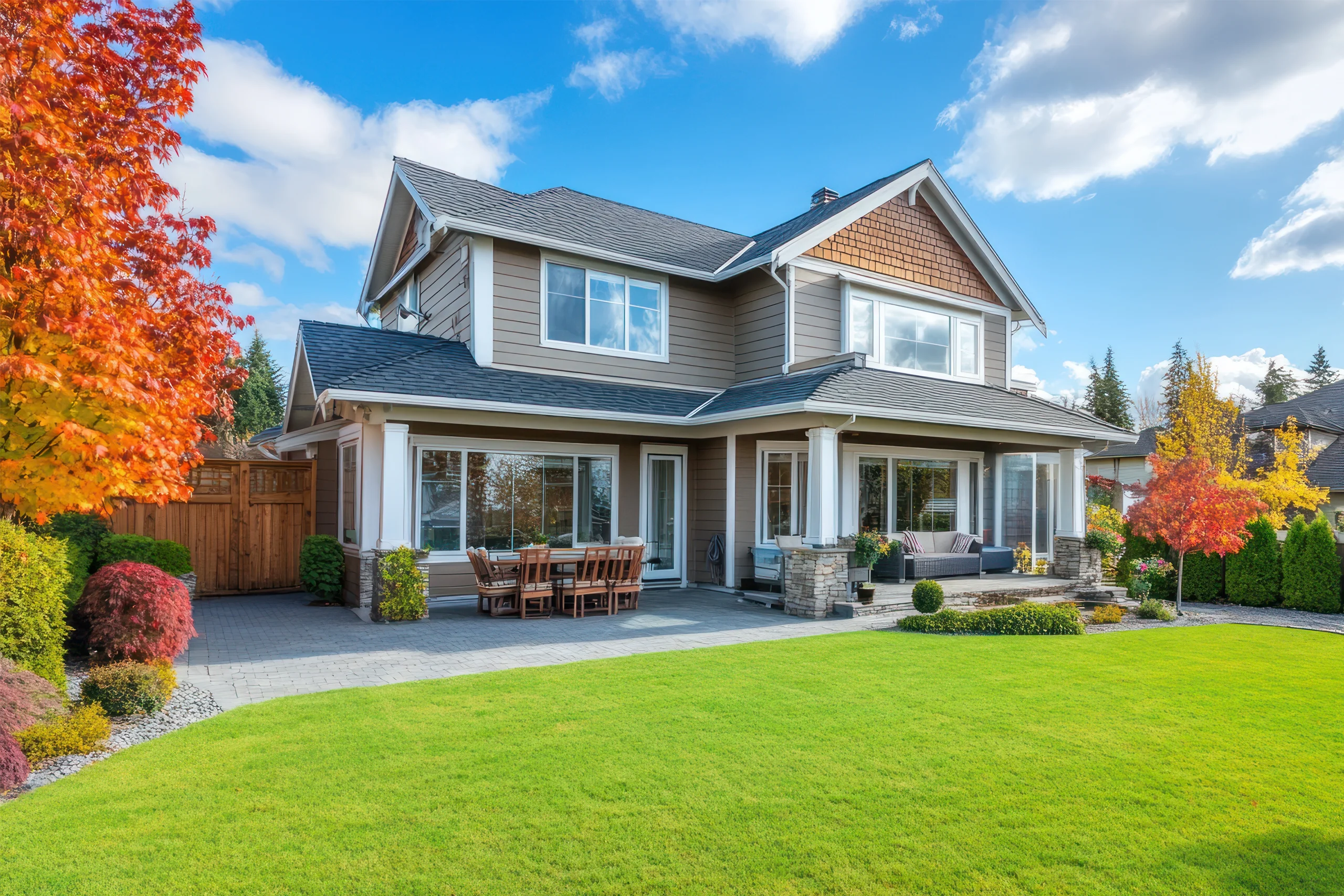 Why Summer Is the Best Time to Schedule Your Fall Roofing or Siding Project